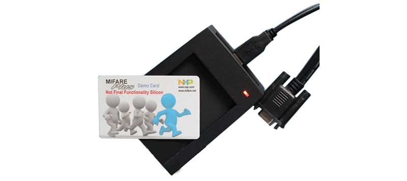 Đầu đọc thẻ không tiếp xúc RFID NFC CR501D