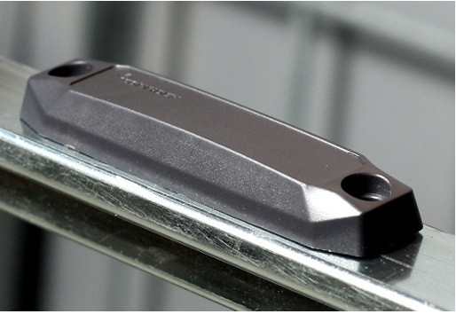 Thẻ uhf rfid on-metal cho bề mặt kim loại Confidex Ironside Slim™